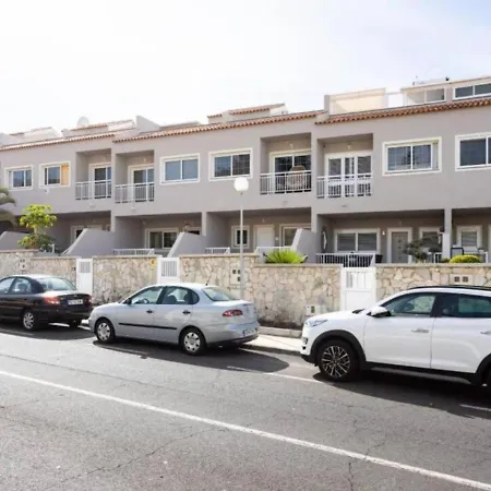 Townhouse With Pool And Sea View In * Callao Salvaje