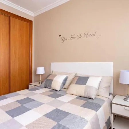 Hébergement de vacances Townhouse With Pool And Sea View In Callao Salvaje