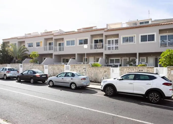 Townhouse With Pool And Sea View In * Callao Salvaje