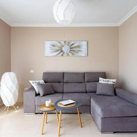 Townhouse With Pool And Sea View In 別荘