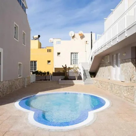 Townhouse With Pool And Sea View In 別荘 カジャオ・サルバヘ